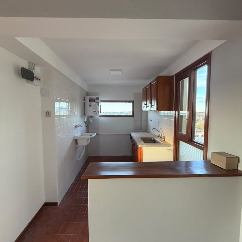 Departamento 2 Amb en Venta en Calle 16 e/ 13 y 15
