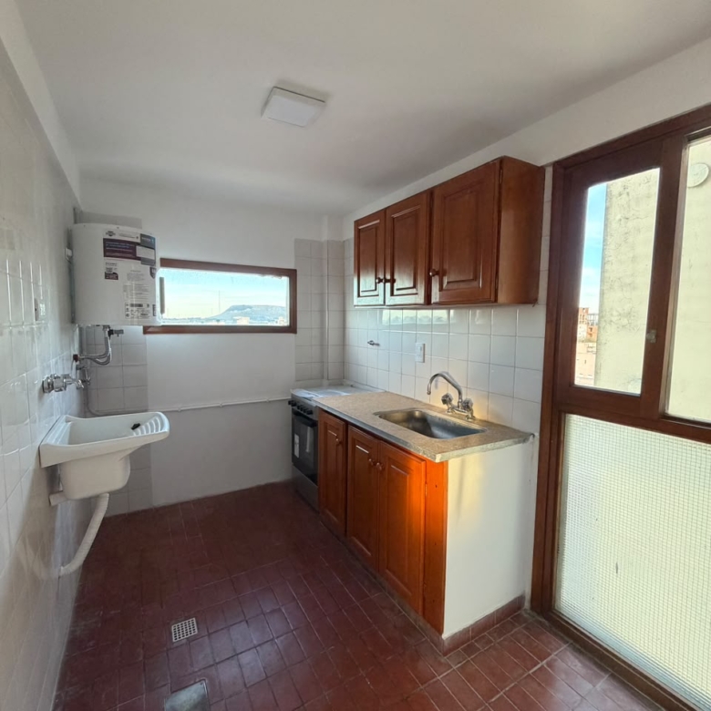Departamento 2 Amb en Venta en Calle 16 e/ 13 y 15