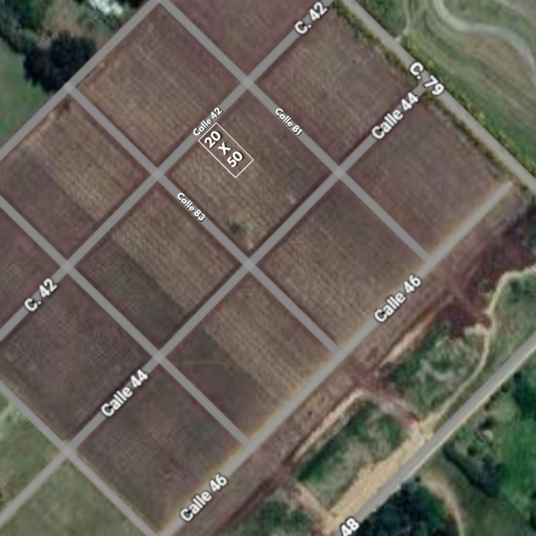 Terreno en Venta en Calle 42 e/ 81 y 83