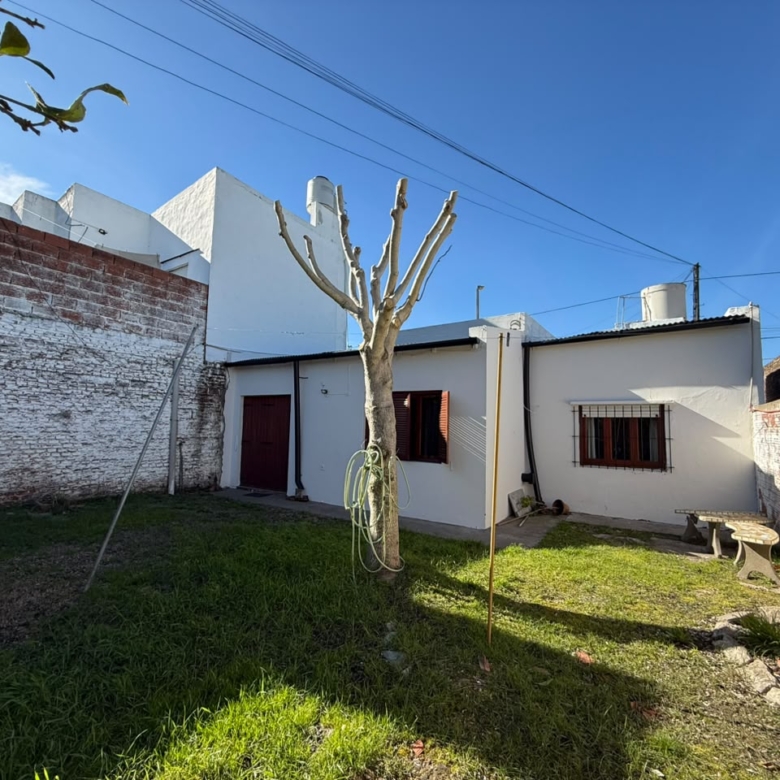 Casa en Venta en Calle 24 e/ 9 y 11