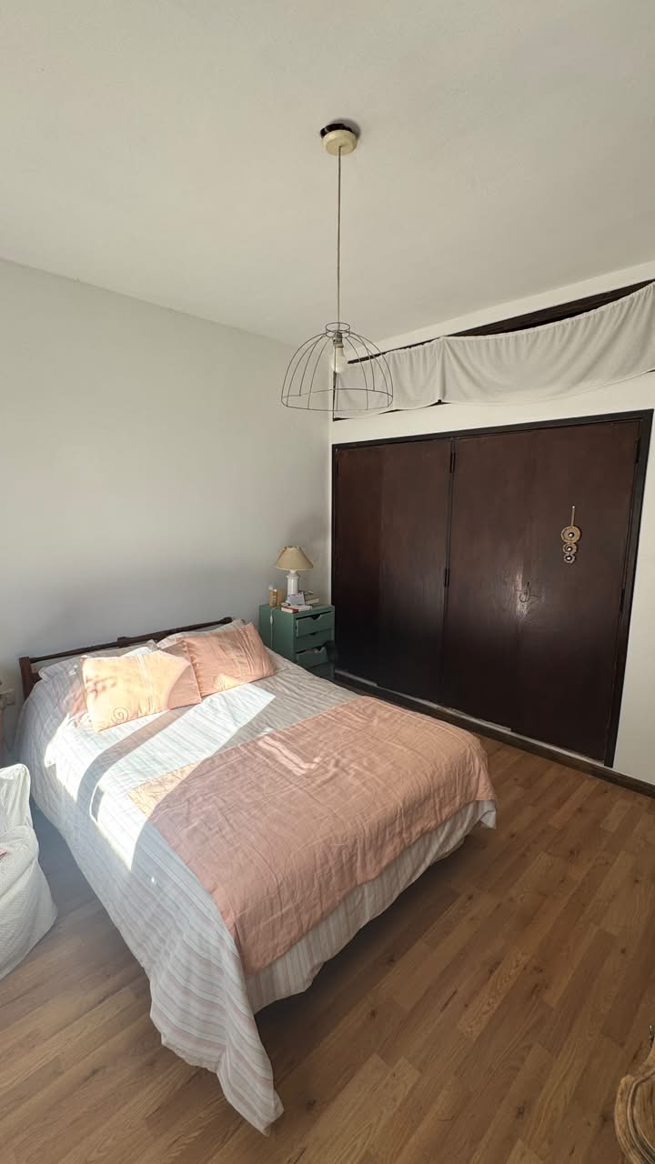 Casa c/ Depto en Venta en Av Favaloro e/ calles 38 y 40