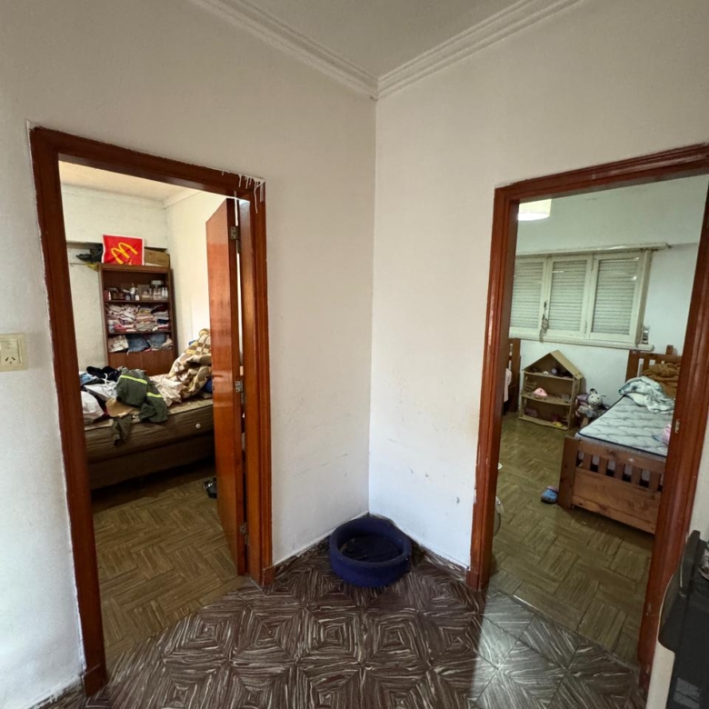 Casa c/ Depto en Calle 24 esq 35