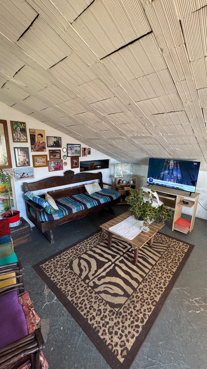 Casa c/ Depto en Venta en Av Favaloro e/ calles 38 y 40