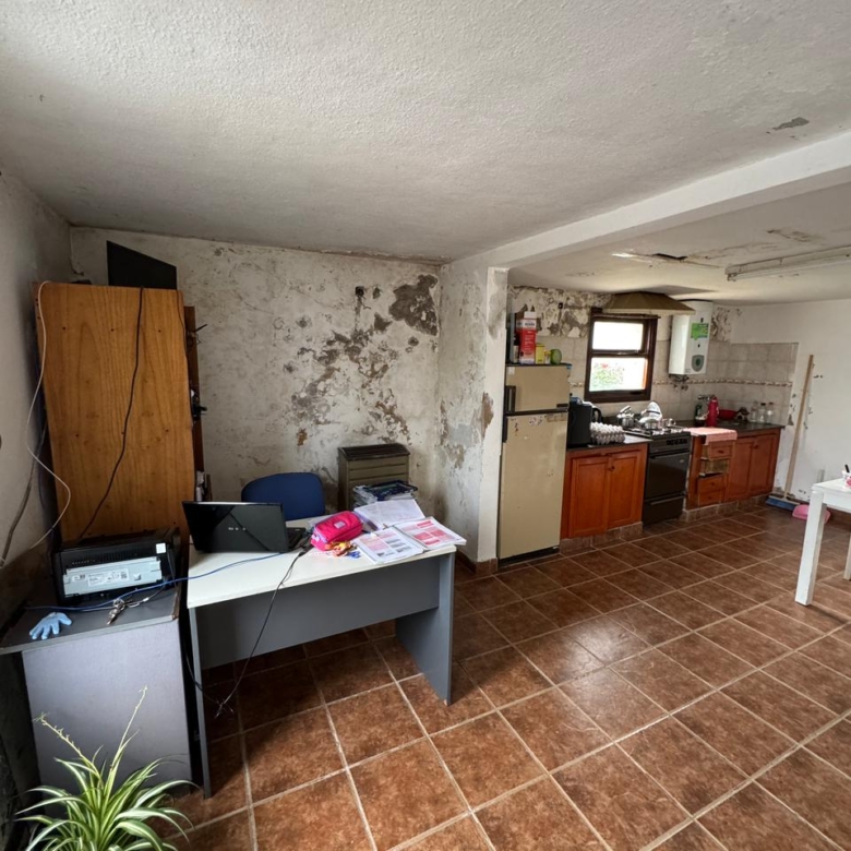 Casa c/ Depto en Calle 24 esq 35