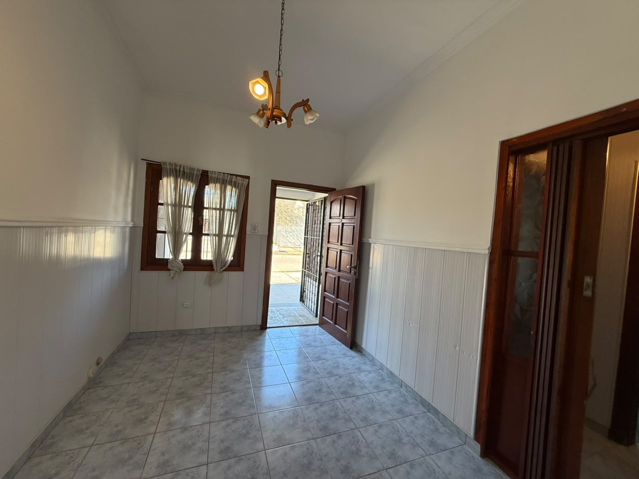 Casa en Venta en Calle 24 e/ 9 y 11