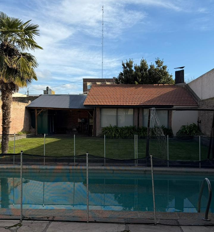 Casa en Venta en Calle 17 e/ 28 y 30