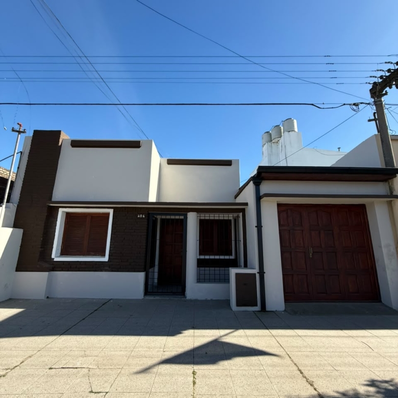 Casa en Venta en Calle 24 e/ 9 y 11