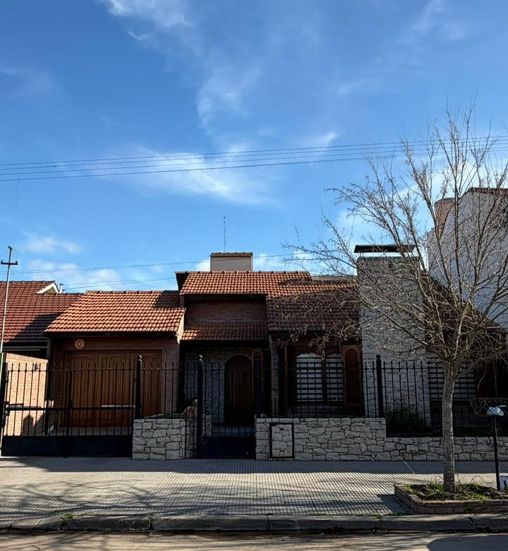 Casa en Venta en Calle 17 e/ 28 y 30