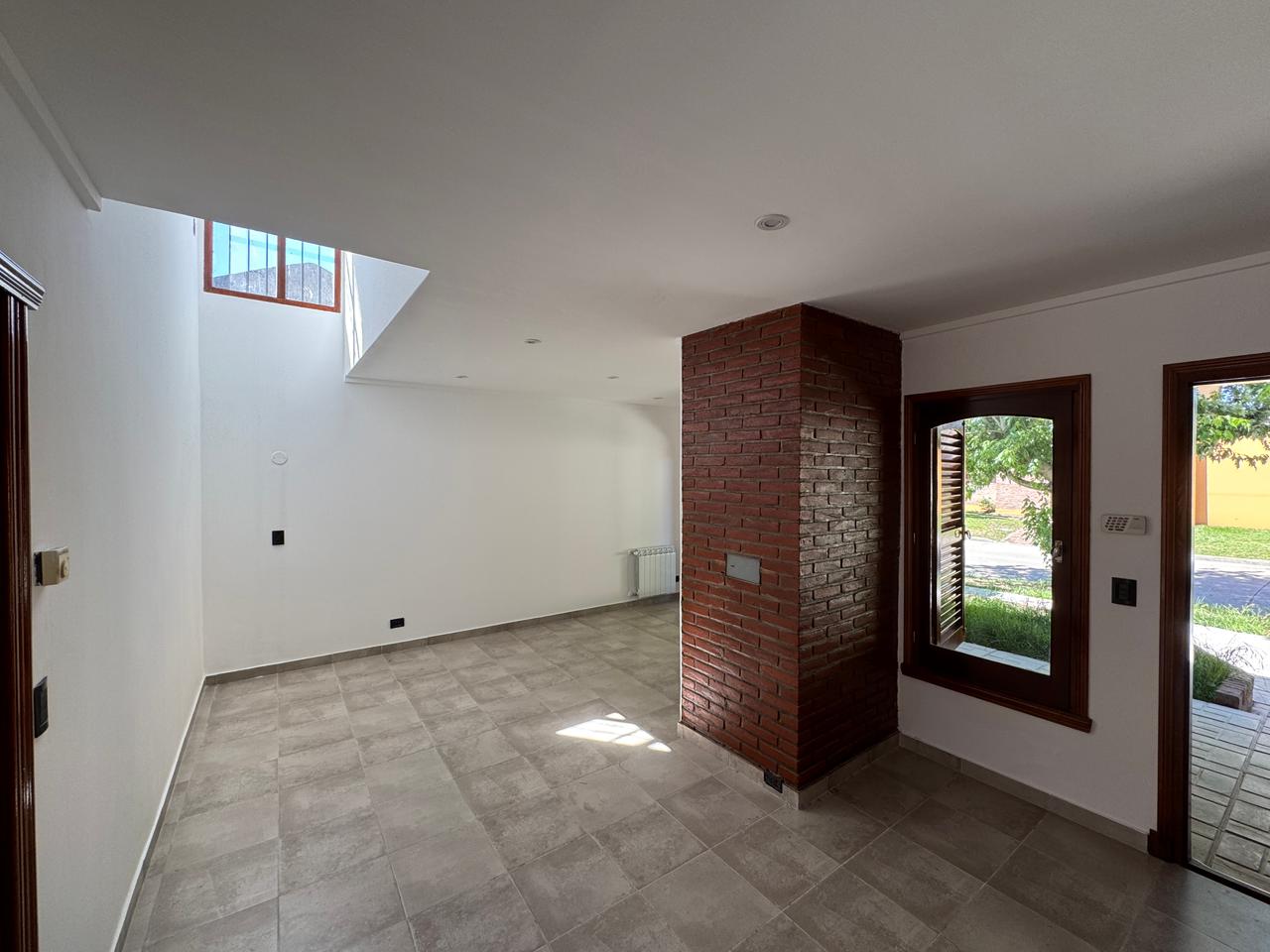 55a0482f-15ad-49d5-8b8b-b8bc0354e5fd