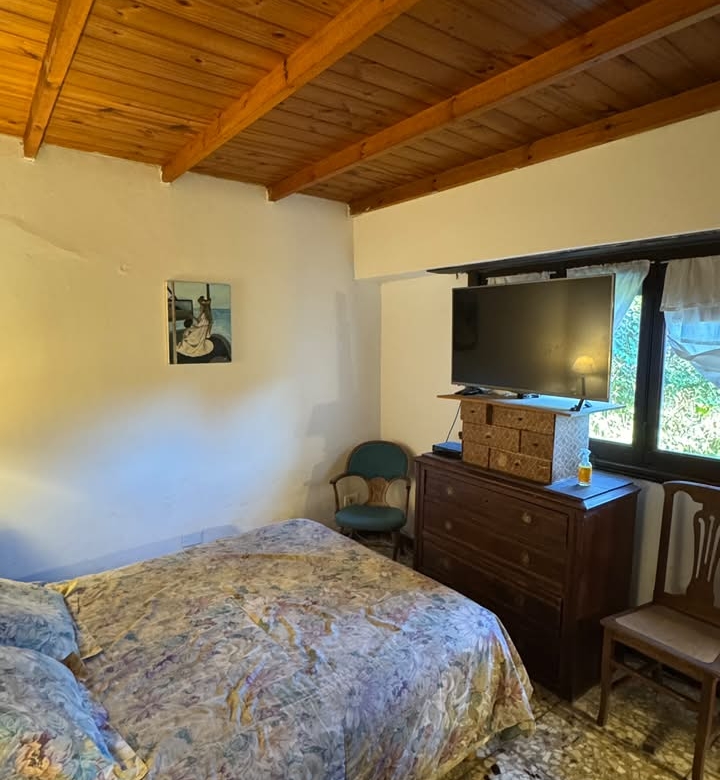 Casa c/ Depto en Venta en Av Favaloro e/ calles 38 y 40