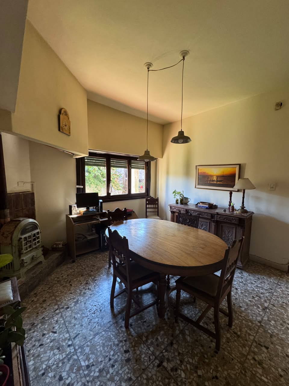Casa c/ Depto en Venta en Av Favaloro e/ calles 38 y 40