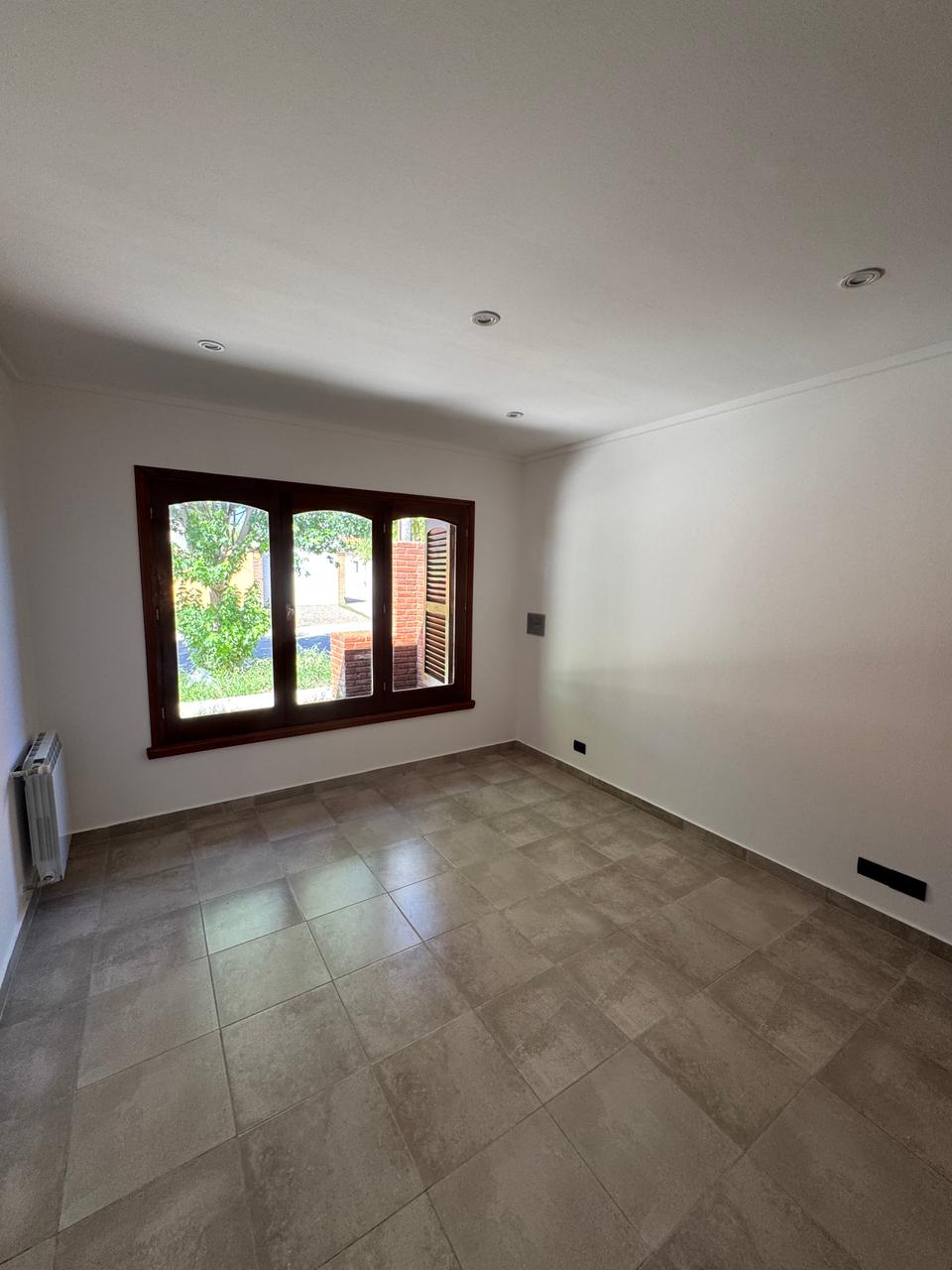 6f948551-f161-4a58-abfe-05c6d5e34db2