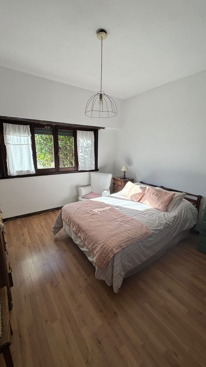 Casa c/ Depto en Venta en Av Favaloro e/ calles 38 y 40