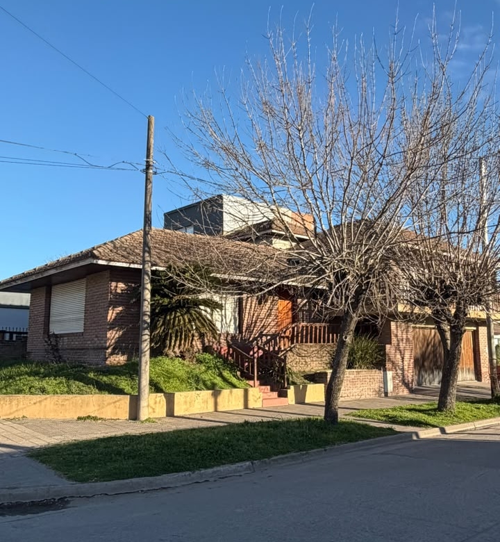 Casa en Venta en Calle 15 esq 4