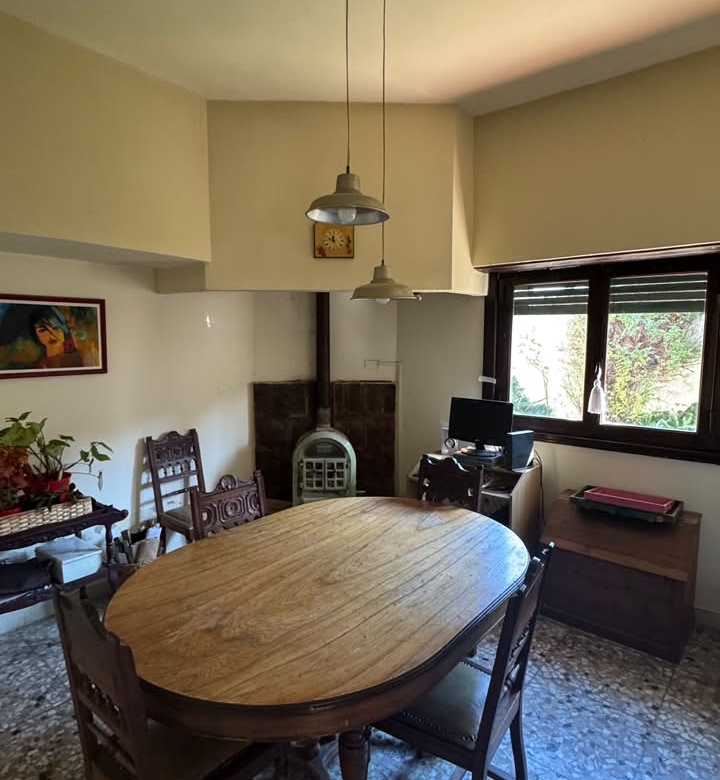 Casa c/ Depto en Venta en Av Favaloro e/ calles 38 y 40