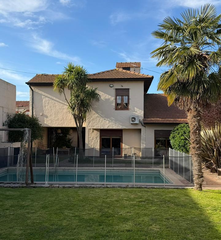 Casa en Venta en Calle 17 e/ 28 y 30