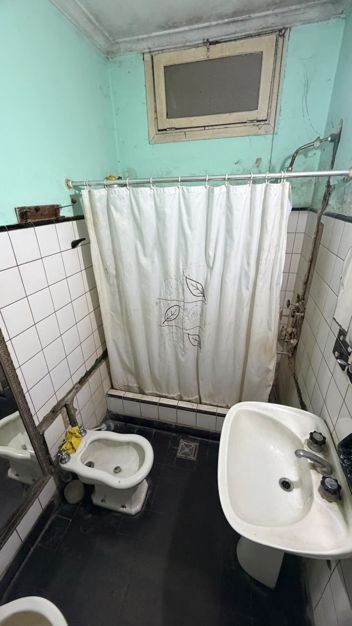 Casa en Venta en Av Del Valle e/ Maipu y Chacabuco