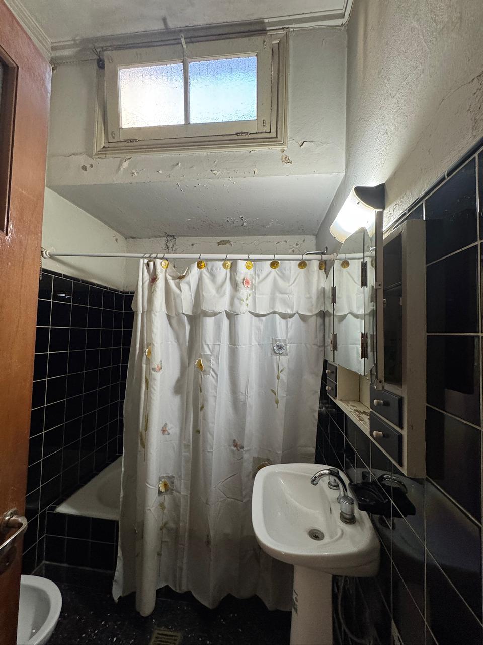 c9dc2642-a7e8-4d2f-a534-c1b881d8d0c5 Casa en Venta en Calle 22 e/ 27 y 29
