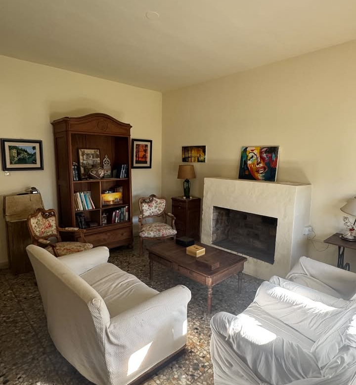 Casa c/ Depto en Venta en Av Favaloro e/ calles 38 y 40