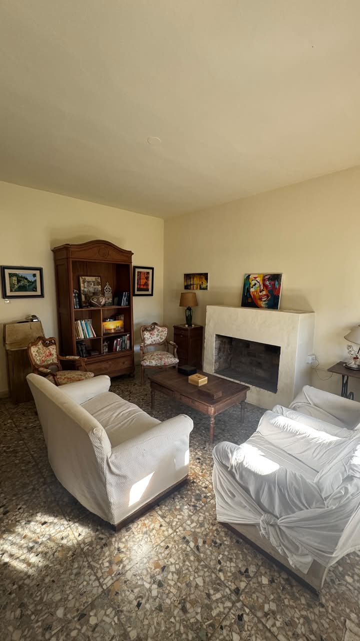 Casa c/ Depto en Venta en Av Favaloro e/ calles 38 y 40