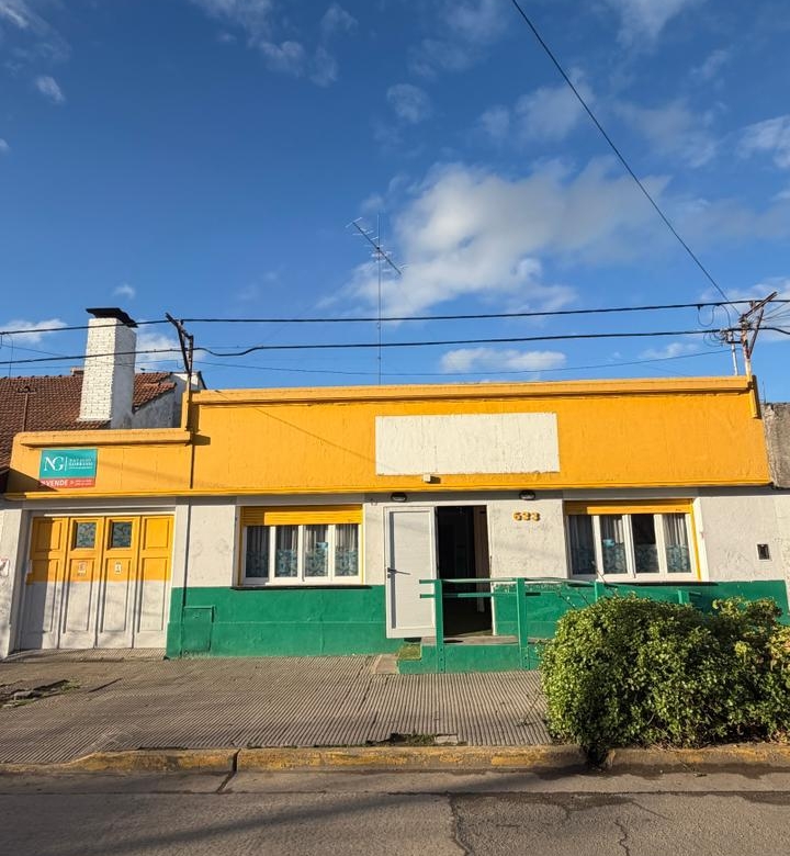 Casa en Venta en Calle 27 e/ Av Kelly y 18