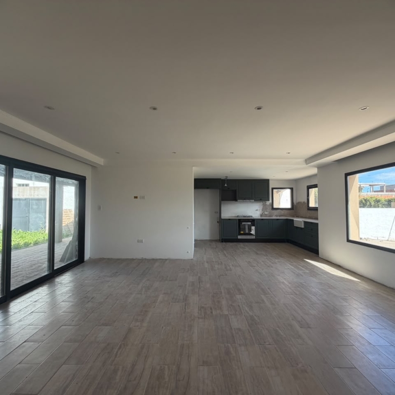 Casa en Etapa Final de Construccion en Venta