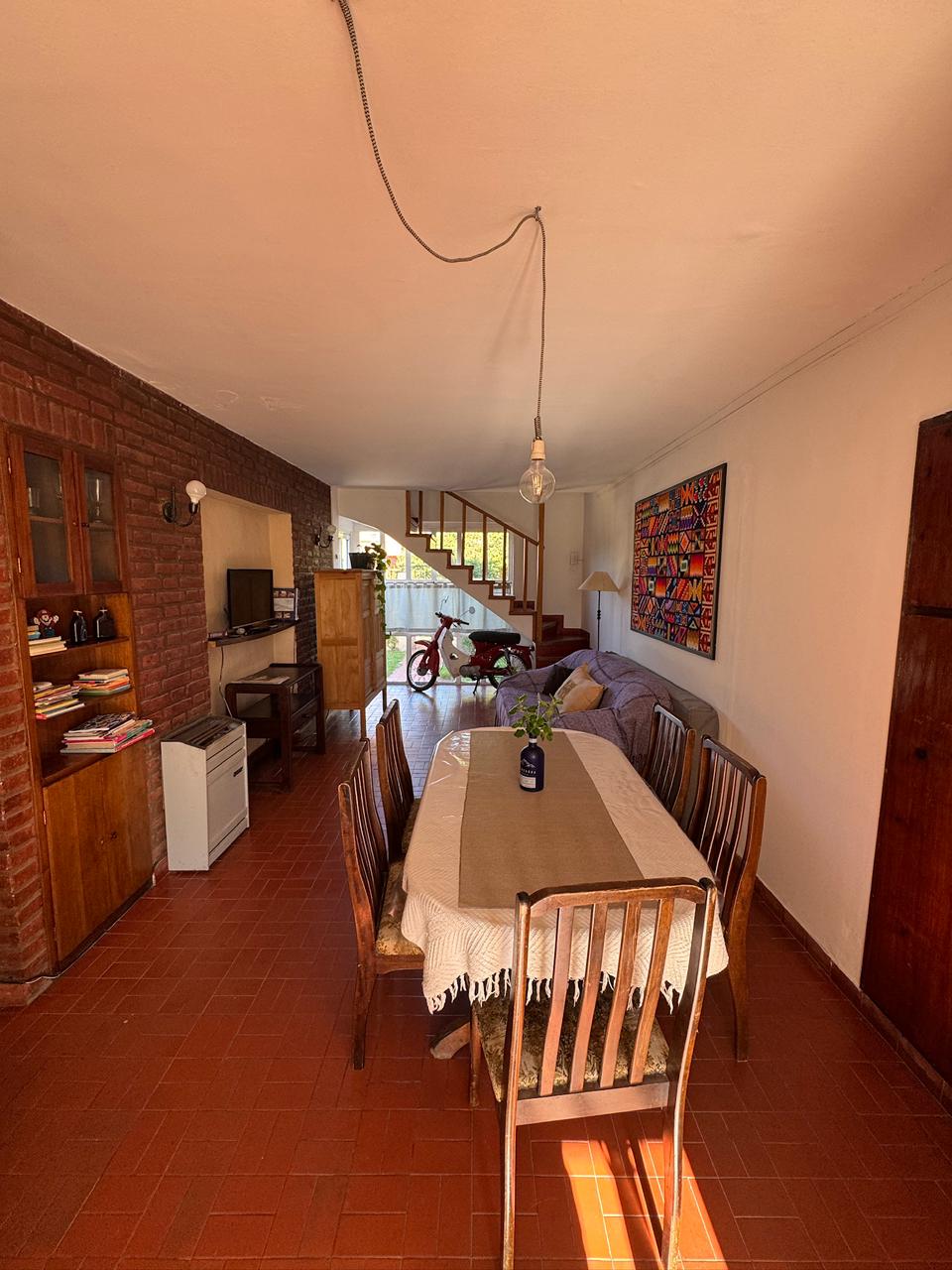 e6681d97-fea0-479a-8e2a-71a0f6958030 Casa en Venta en Calle 16 e/ 5 y 7