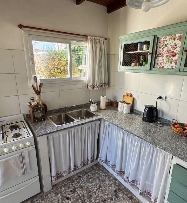 Casa c/ Depto en Venta en Av Favaloro e/ calles 38 y 40