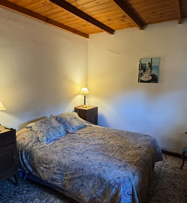 Casa c/ Depto en Venta en Av Favaloro e/ calles 38 y 40