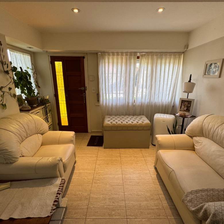 Casa en Venta en Calle 4 e/ 11 y 13